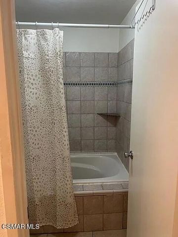 4240 Lost Hills Road 202, Agoura Hills, CA 91301