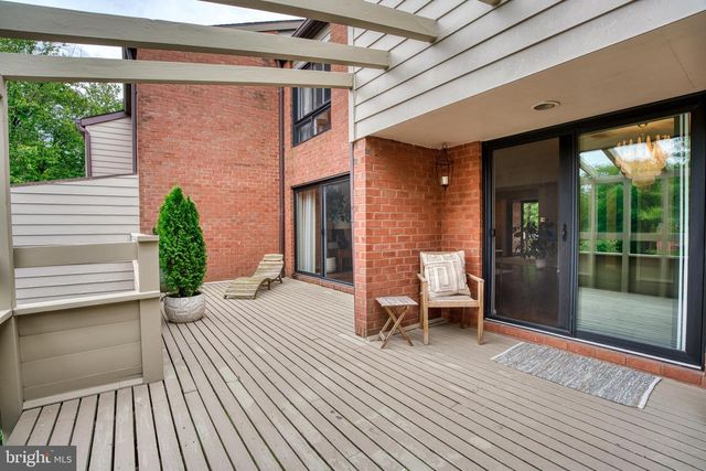 20 STREAM RUN CT, Lutherville Timonium, MD 21093