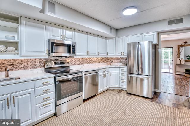 20 STREAM RUN CT, Lutherville Timonium, MD 21093