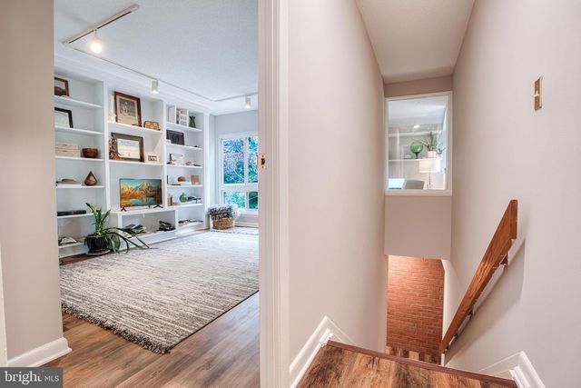 20 STREAM RUN CT, Lutherville Timonium, MD 21093