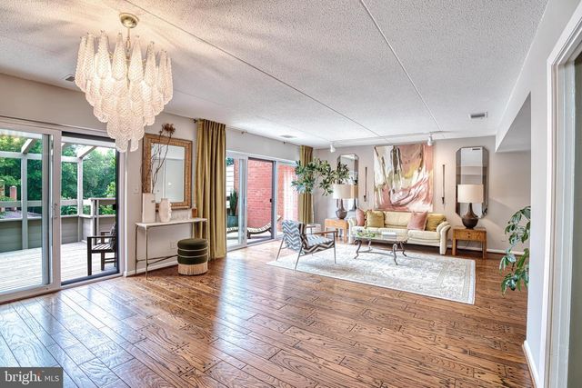 20 STREAM RUN CT, Lutherville Timonium, MD 21093