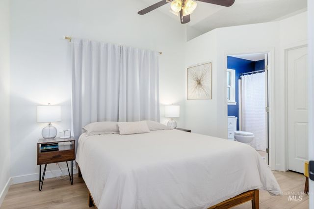 284 W Hesston, Kuna, ID 83634