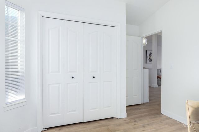 284 W Hesston, Kuna, ID 83634