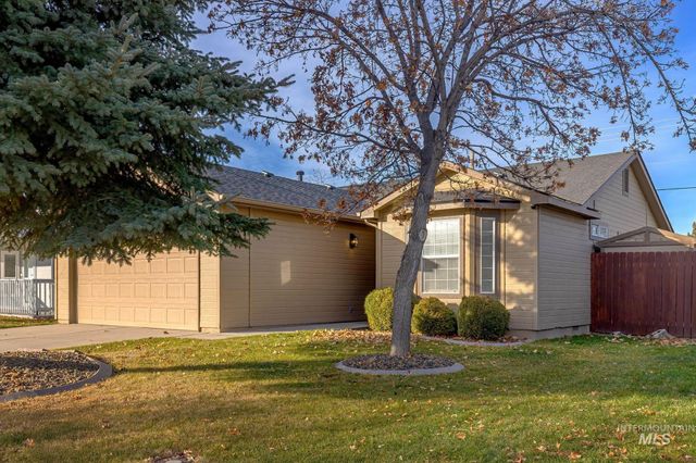 284 W Hesston, Kuna, ID 83634