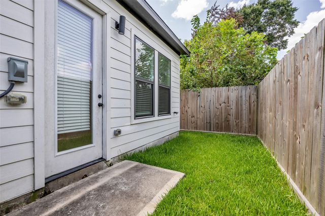 3829 Goodhope Street A, Houston, TX 77021