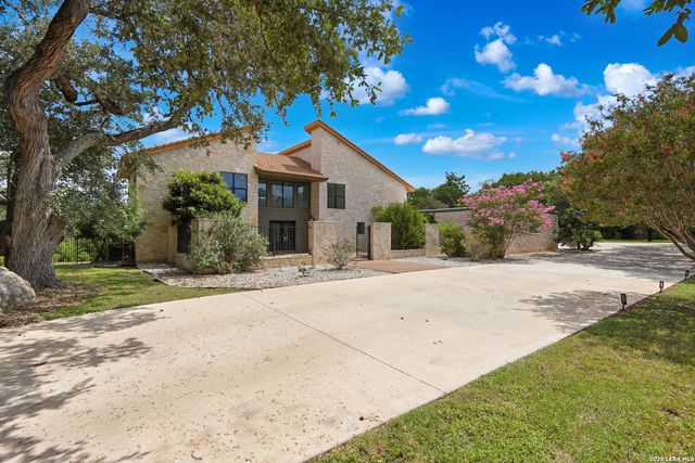 2934 SCATTERED OAKS ST, San Antonio, TX 78232