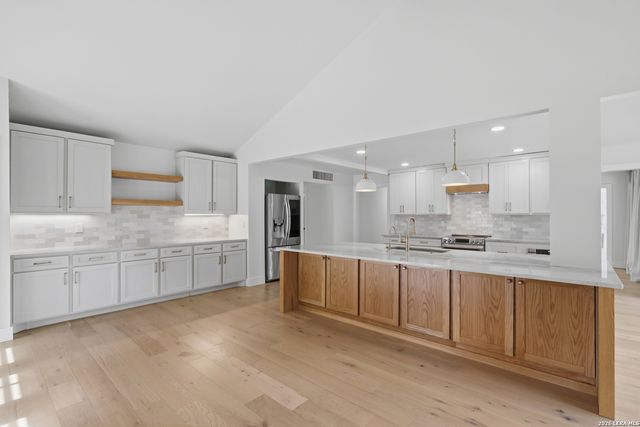 2934 SCATTERED OAKS ST, San Antonio, TX 78232