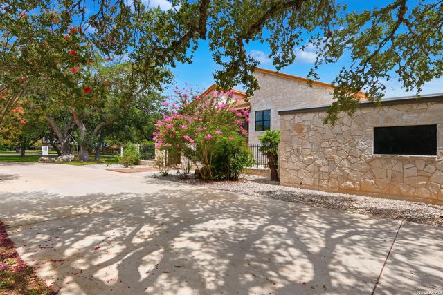 2934 SCATTERED OAKS ST, San Antonio, TX 78232