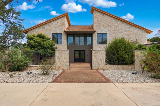 2934 SCATTERED OAKS ST, San Antonio, TX 78232