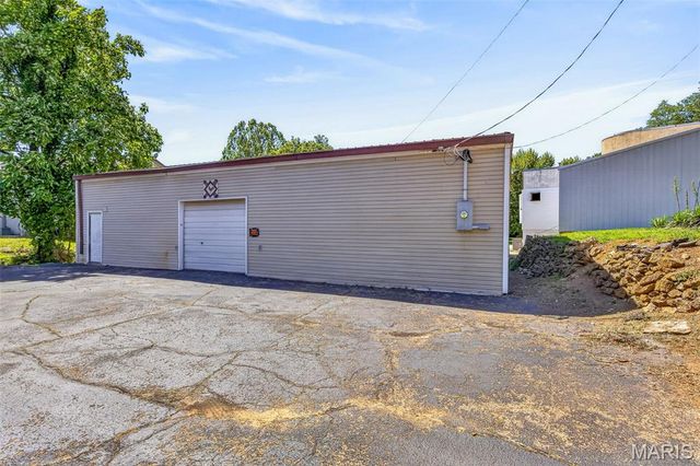 303 5th Street, Park Hills, MO 63601