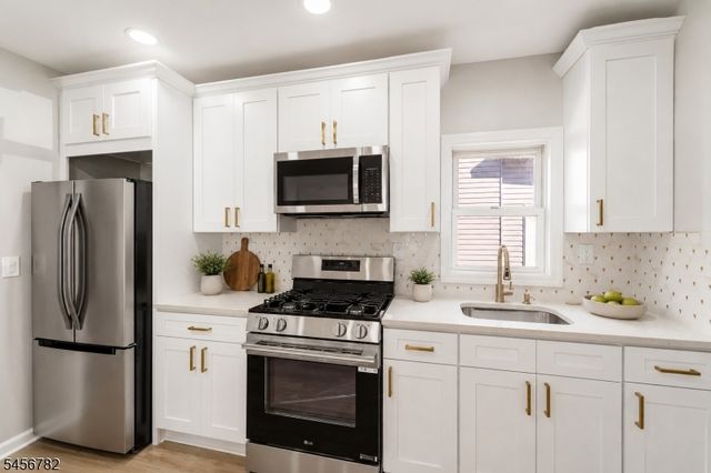 420 John St, Plainfield City, NJ 07060
