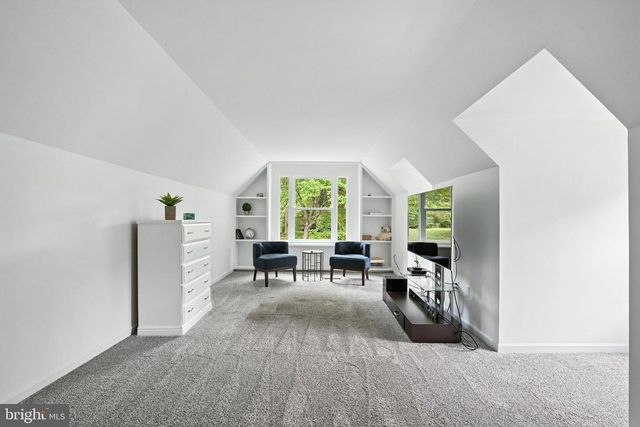 15055 GREENMOUNT DR, Woodbridge, VA 22193