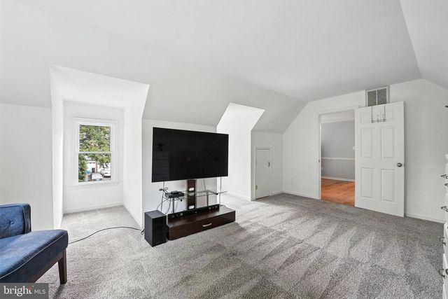 15055 GREENMOUNT DR, Woodbridge, VA 22193