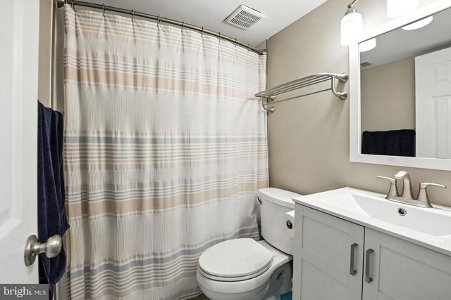 15055 GREENMOUNT DR, Woodbridge, VA 22193