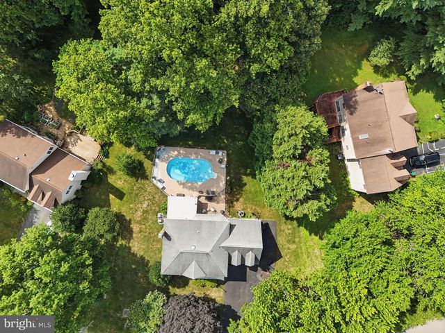 15055 GREENMOUNT DR, Woodbridge, VA 22193