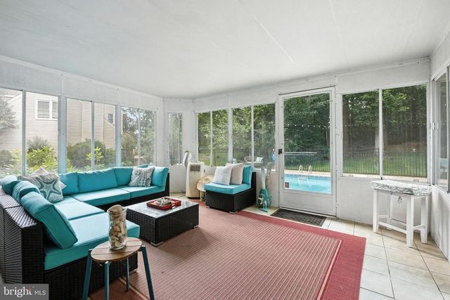 15055 GREENMOUNT DR, Woodbridge, VA 22193