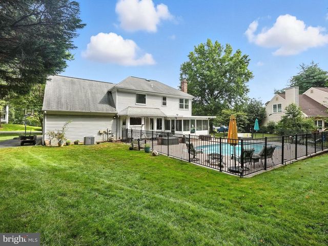 15055 GREENMOUNT DR, Woodbridge, VA 22193
