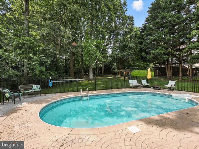 15055 GREENMOUNT DR, Woodbridge, VA 22193