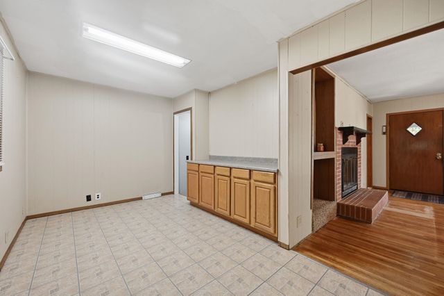 1421 E 31st St South, Wichita, KS 67216