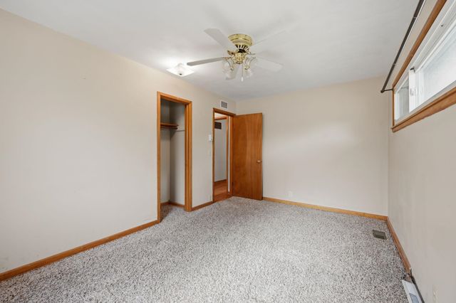 1421 E 31st St South, Wichita, KS 67216