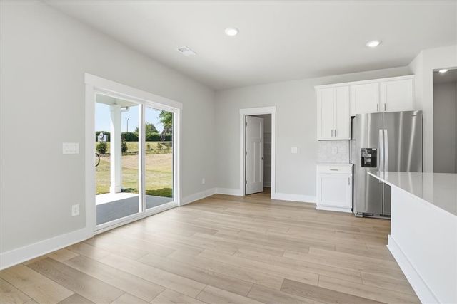 223 Abraham Way, Boiling Springs, SC 29316