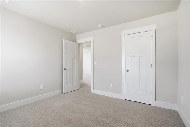 223 Abraham Way, Boiling Springs, SC 29316