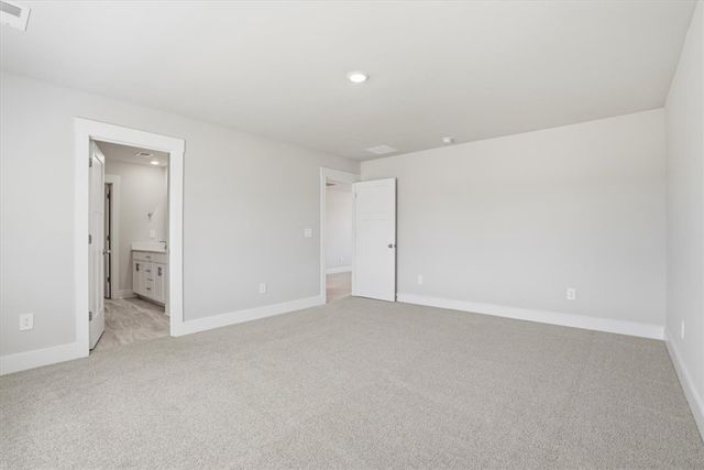 223 Abraham Way, Boiling Springs, SC 29316