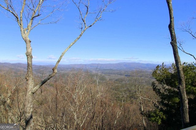 5573 Red Fox Drive, Jasper, GA 30143