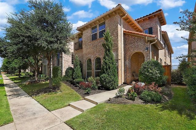 7016 Nueces Drive, Irving, TX 75039