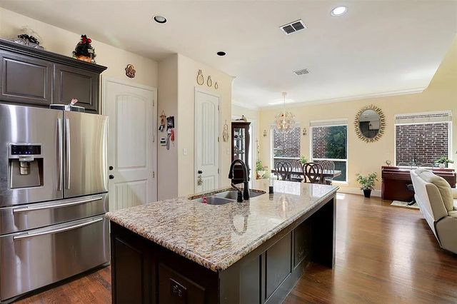 7016 Nueces Drive, Irving, TX 75039