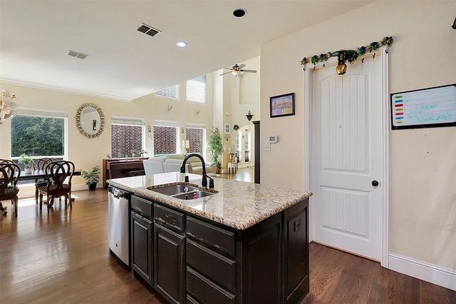 7016 Nueces Drive, Irving, TX 75039