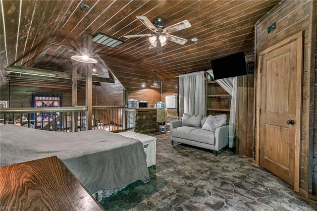 3779 Shady Creek LN, Gloucester, VA 23061