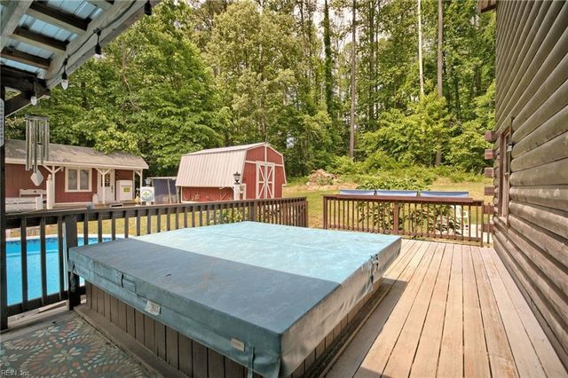 3779 Shady Creek LN, Gloucester, VA 23061