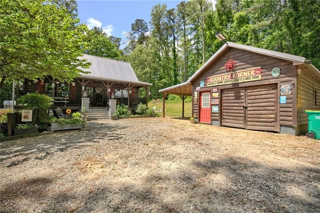 3779 Shady Creek LN, Gloucester, VA 23061