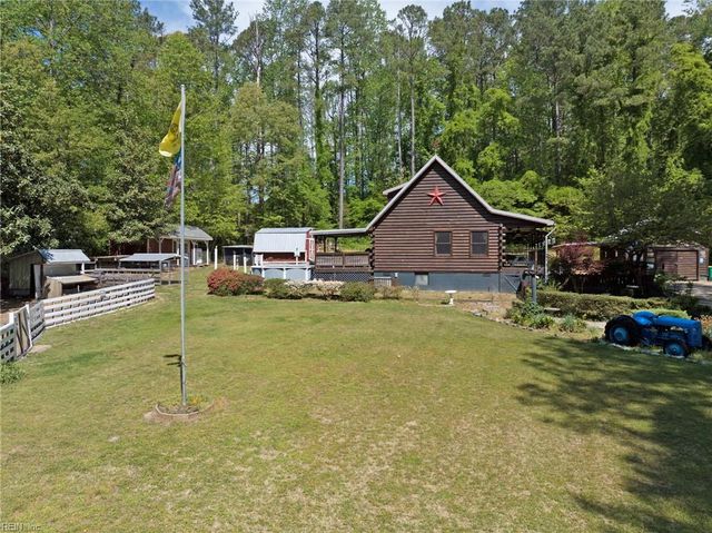 3779 Shady Creek LN, Gloucester, VA 23061