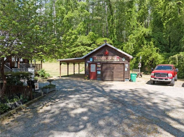 3779 Shady Creek LN, Gloucester, VA 23061