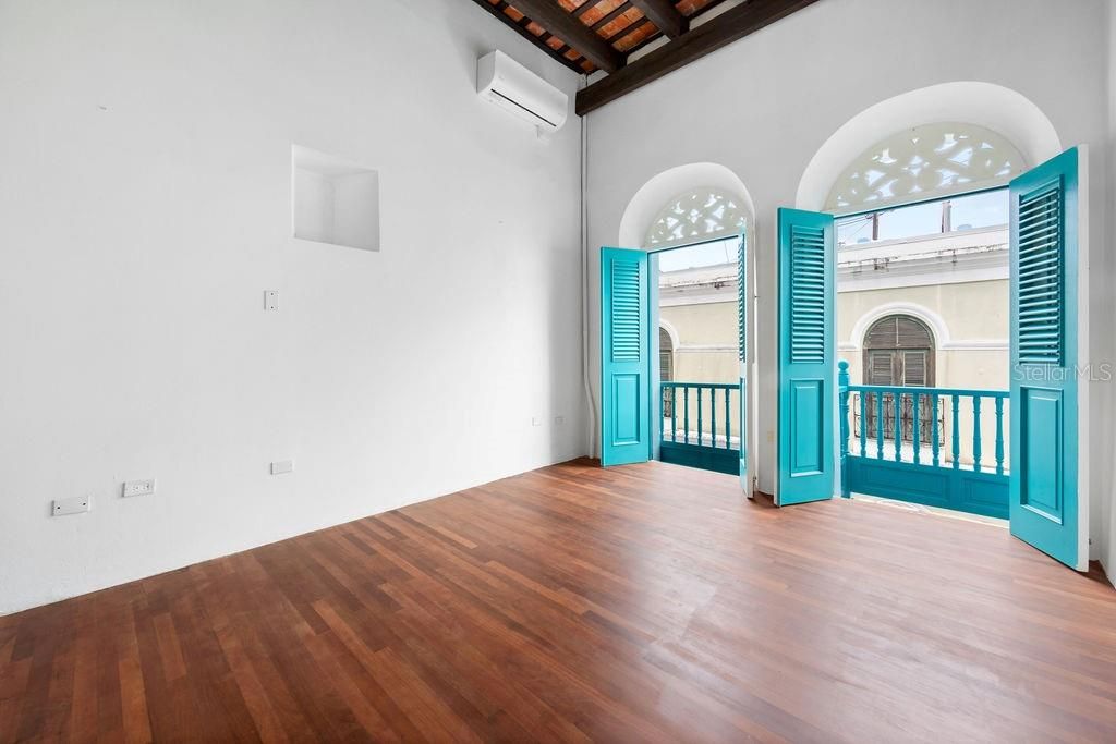 Image 20 of property listing at 50 SAN FRANCISCO ST, San Juan, PR 00901