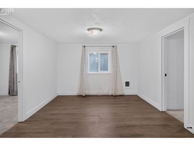 11126 Se BOISE St, Portland, OR 97266