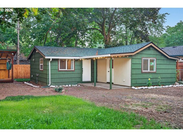 11126 Se BOISE St, Portland, OR 97266