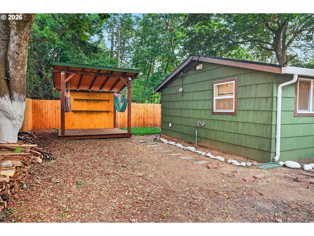 11126 Se BOISE St, Portland, OR 97266