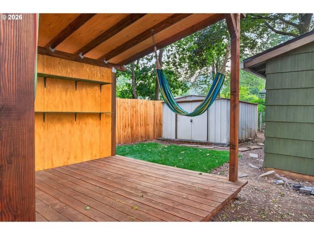 11126 Se BOISE St, Portland, OR 97266
