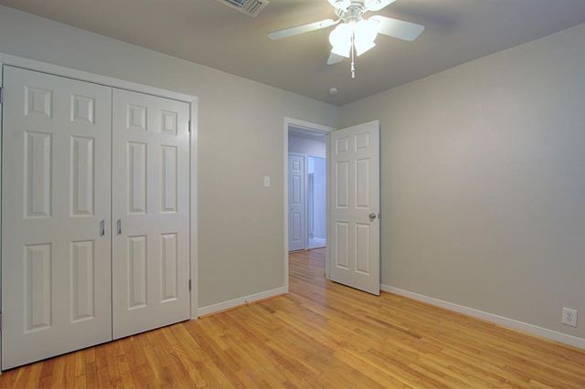 5611 Arboles Drive, Houston, TX 77035