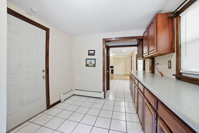 132 Charlton Road, Spencer, MA 01562