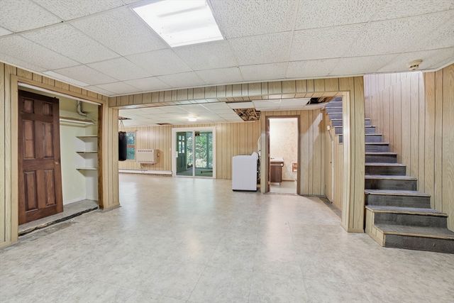 132 Charlton Road, Spencer, MA 01562