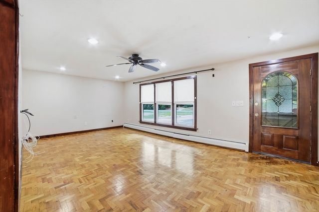 132 Charlton Road, Spencer, MA 01562