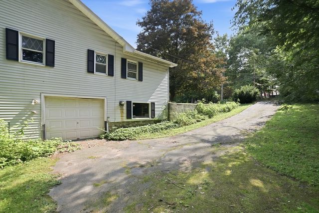 132 Charlton Road, Spencer, MA 01562