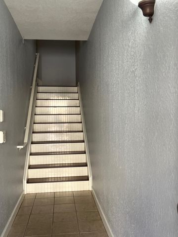 2002 Belmont Place, Boynton Beach, FL 33436