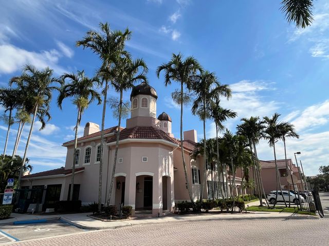 2002 Belmont Place, Boynton Beach, FL 33436