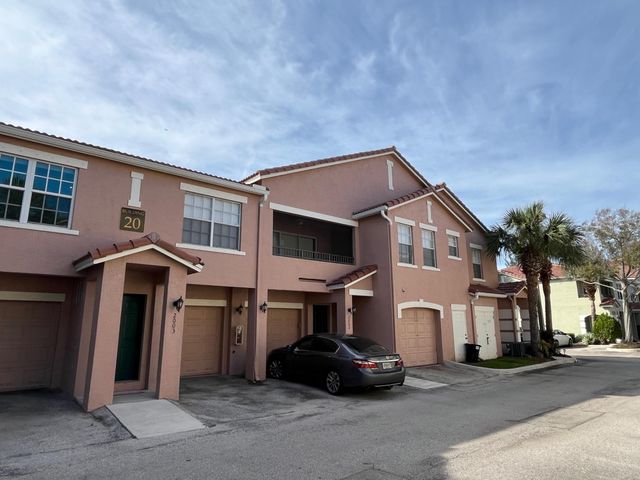2002 Belmont Place, Boynton Beach, FL 33436