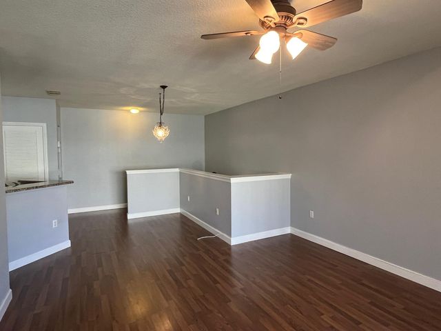 2002 Belmont Place, Boynton Beach, FL 33436